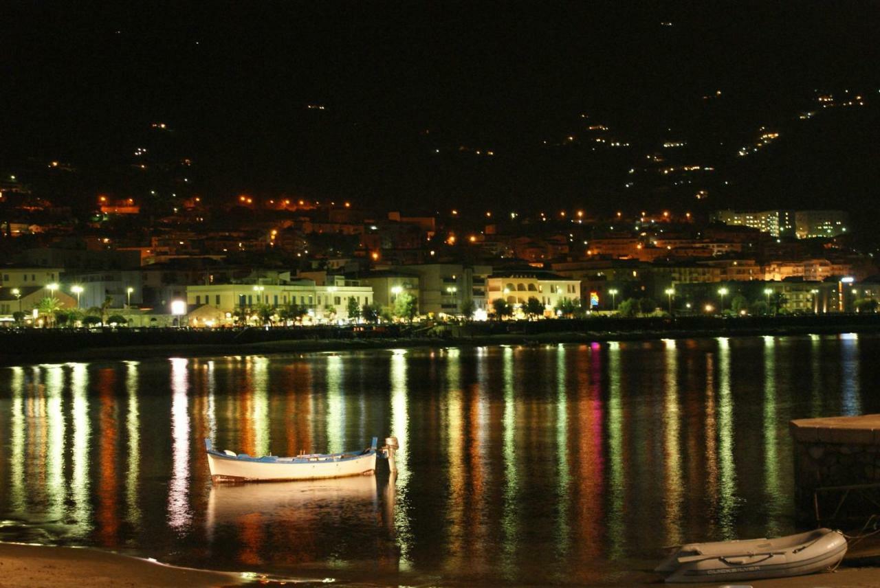 Ferienwohnung Casa Stromae A Due Passi Dal Mare Cefalù Exterior foto